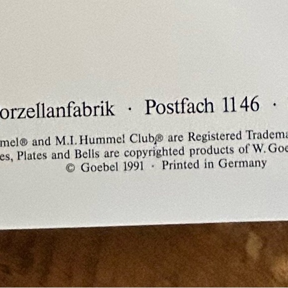 Vintage Hummel Guide for Collectors - Picture 2 of 4